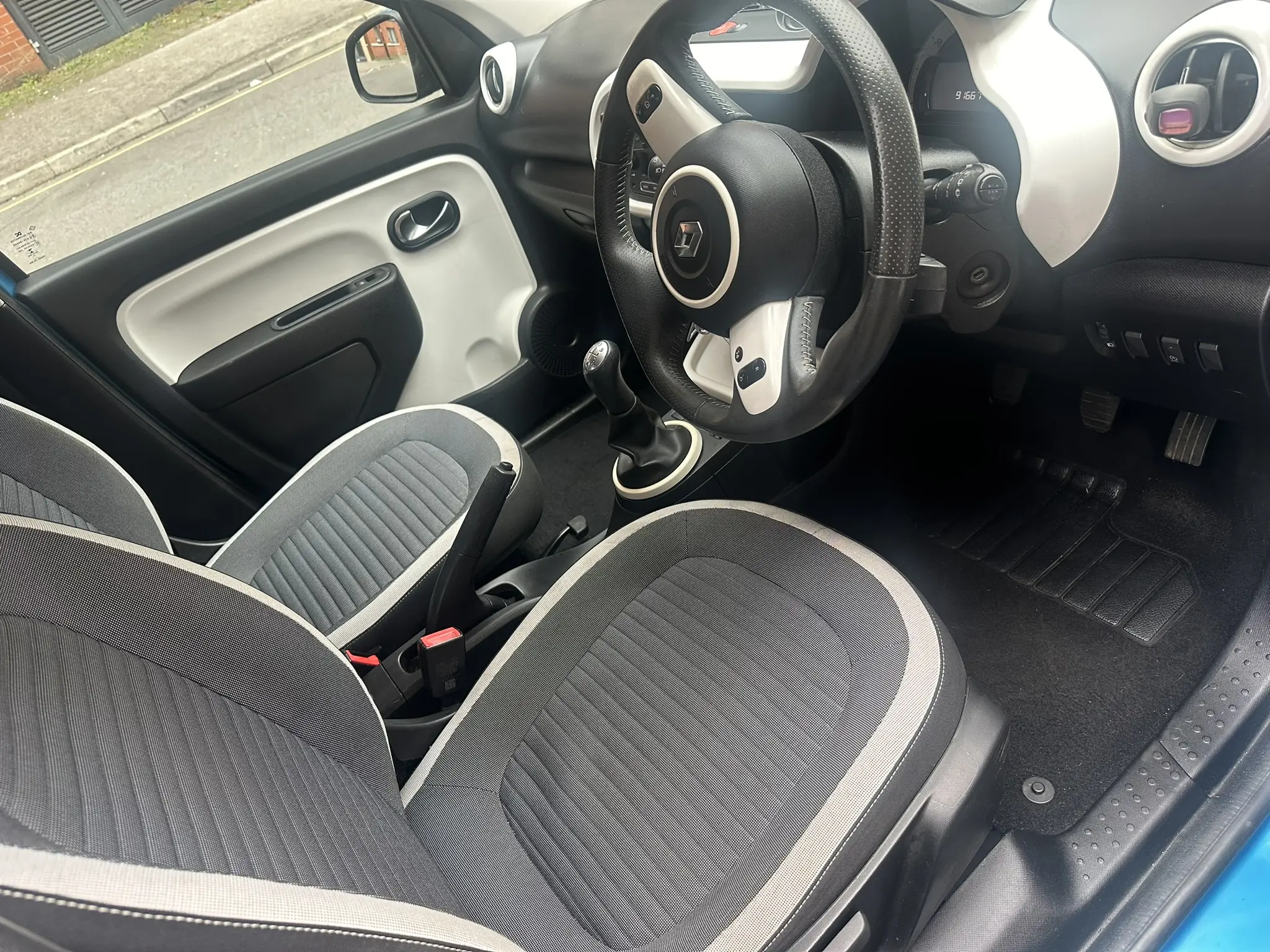 Renault Twingo Image 14
